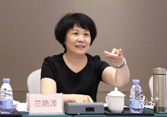 英国威廉希尔公司党委书记兰艳泽。 英国威廉希尔公司党委书记兰艳泽。